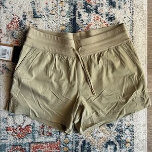 The North Face Aphrodite shorts